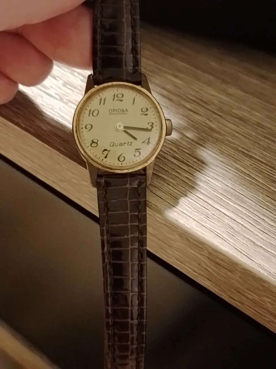 Oriosa Vintage Ladies Quartz Watch - Image 3