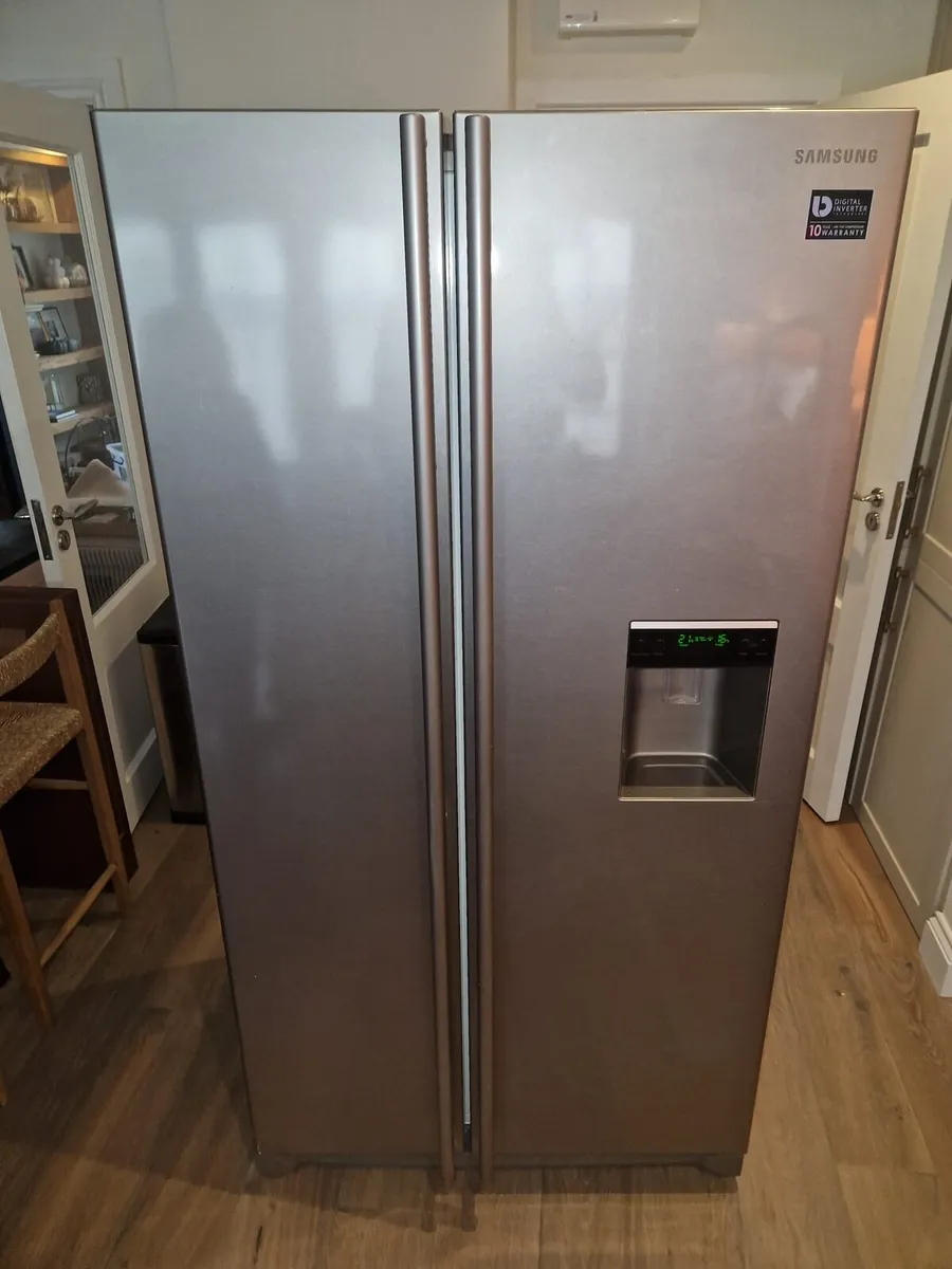 Samsung American Fridge Freezer - Image 1