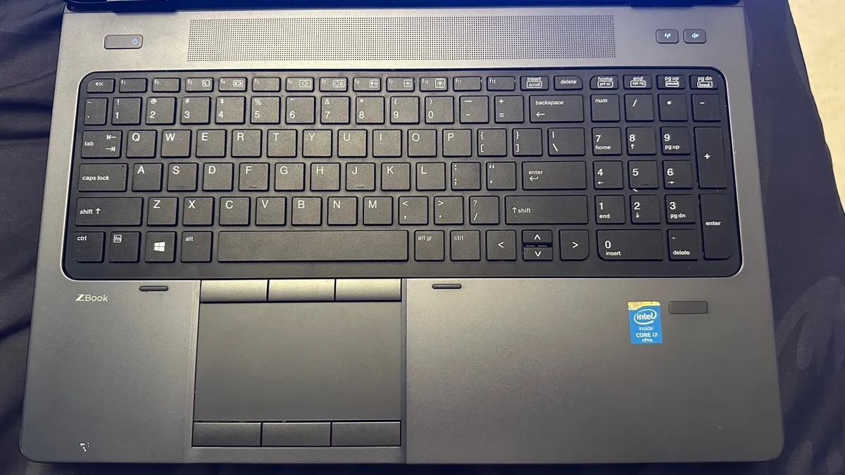 HP ZBook 15 Workstation l i7 l 16GB RAM l 1TB - Image 2