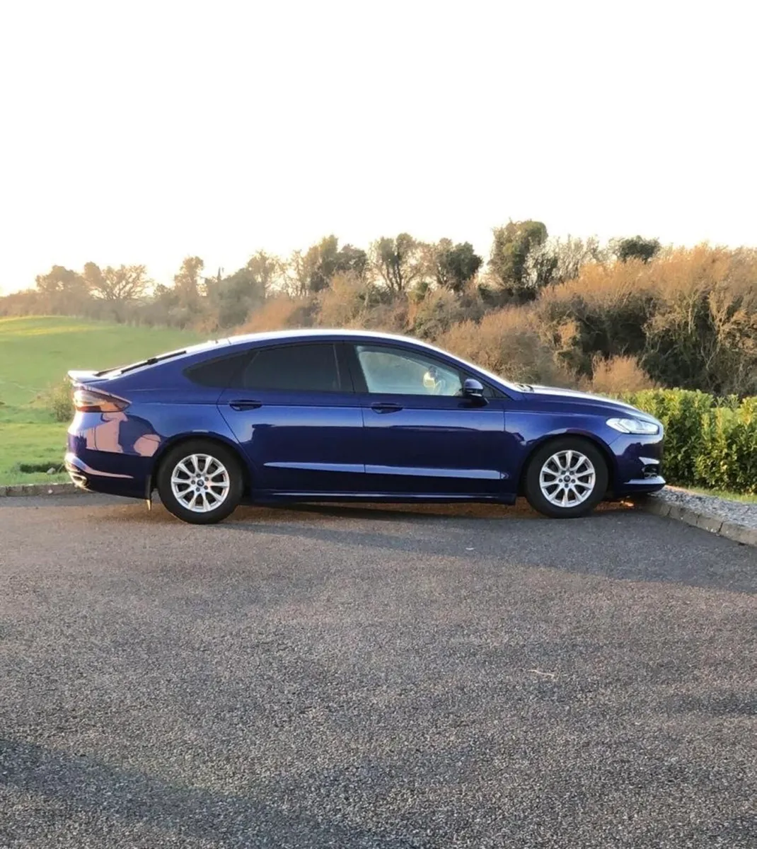 Mondeo - Image 1