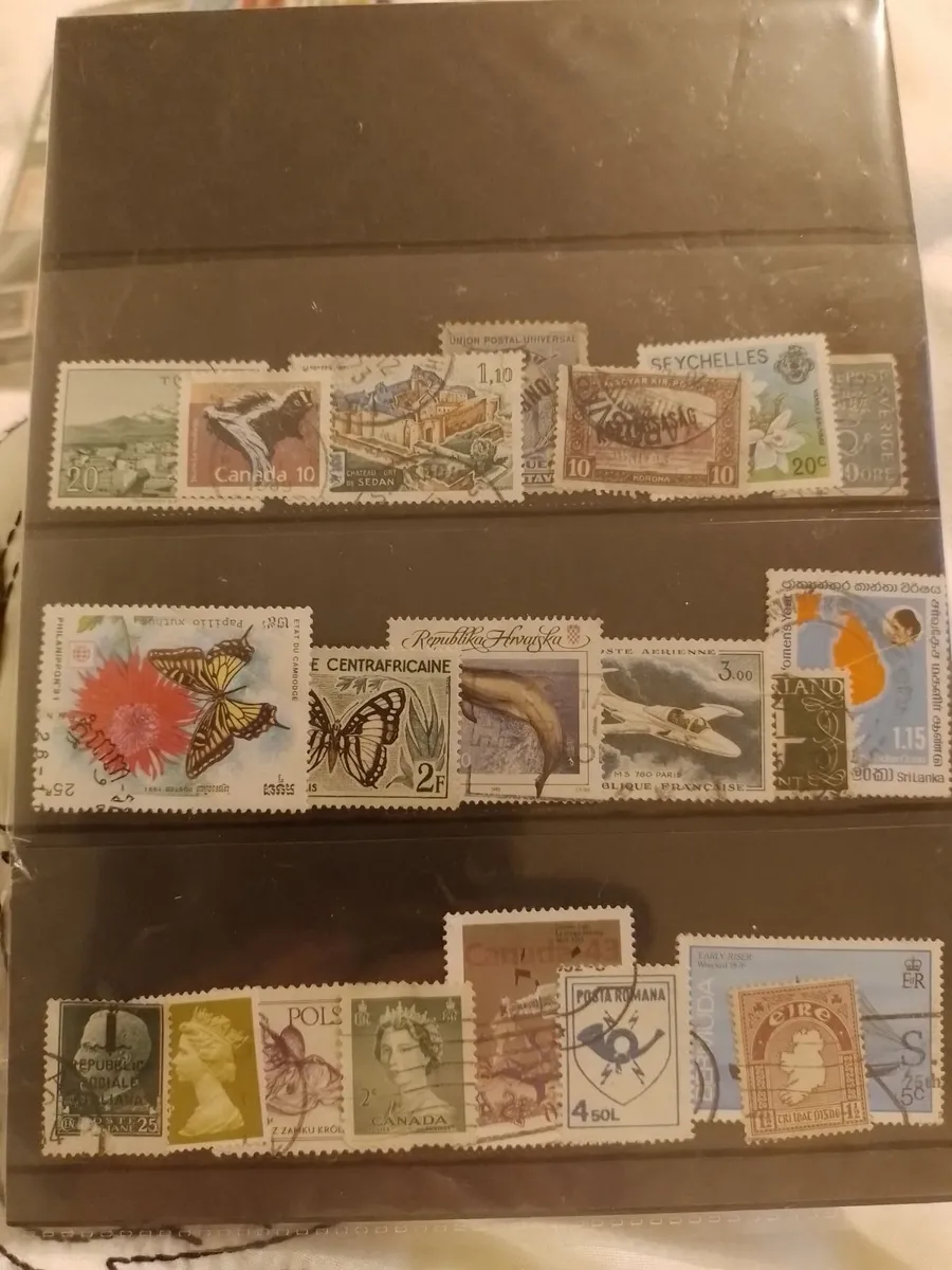 Stamp Collection 115 in this lot - Image 2