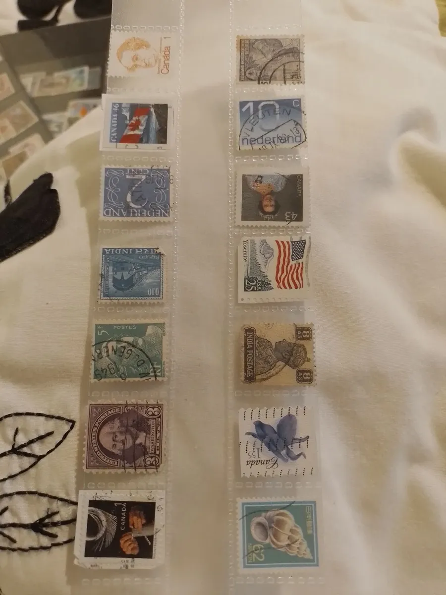 Stamp Collection 115 in this lot - Image 3