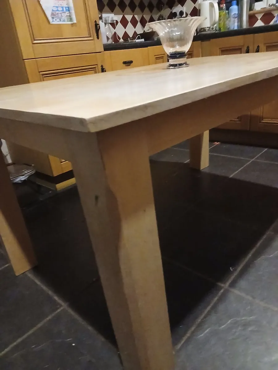 Kitchen Table - Image 2