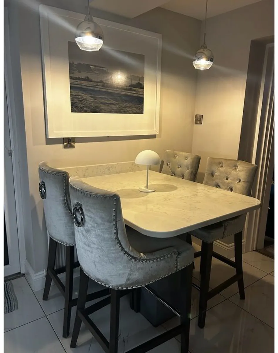 4 high chairs - Image 3