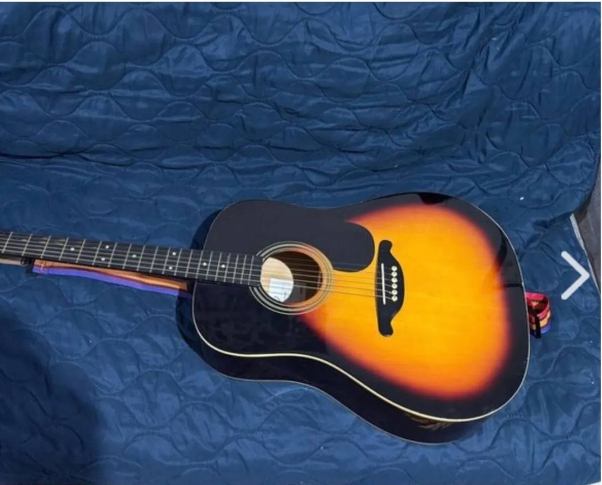 Guitar - Image 3