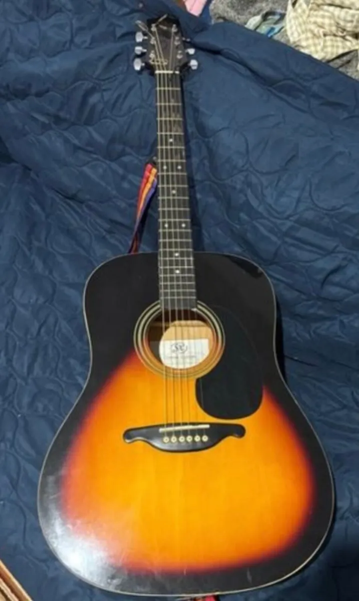 Guitar - Image 2