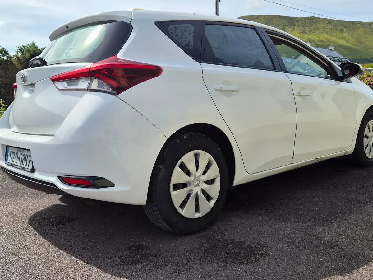Toyota Auris 2017 1.4 d4d - Image 3
