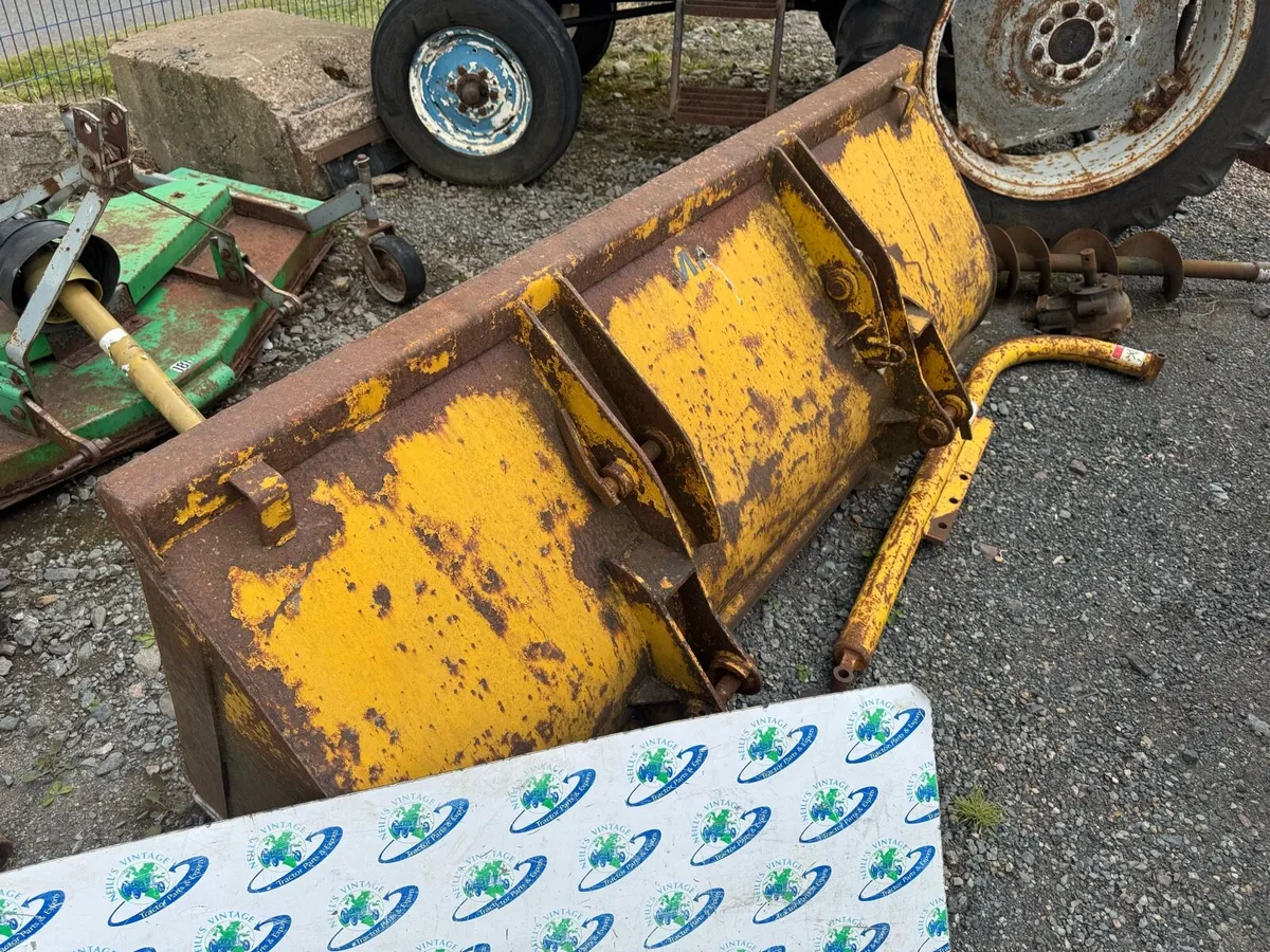 Wide Selection of Digger Buckets - Image 3