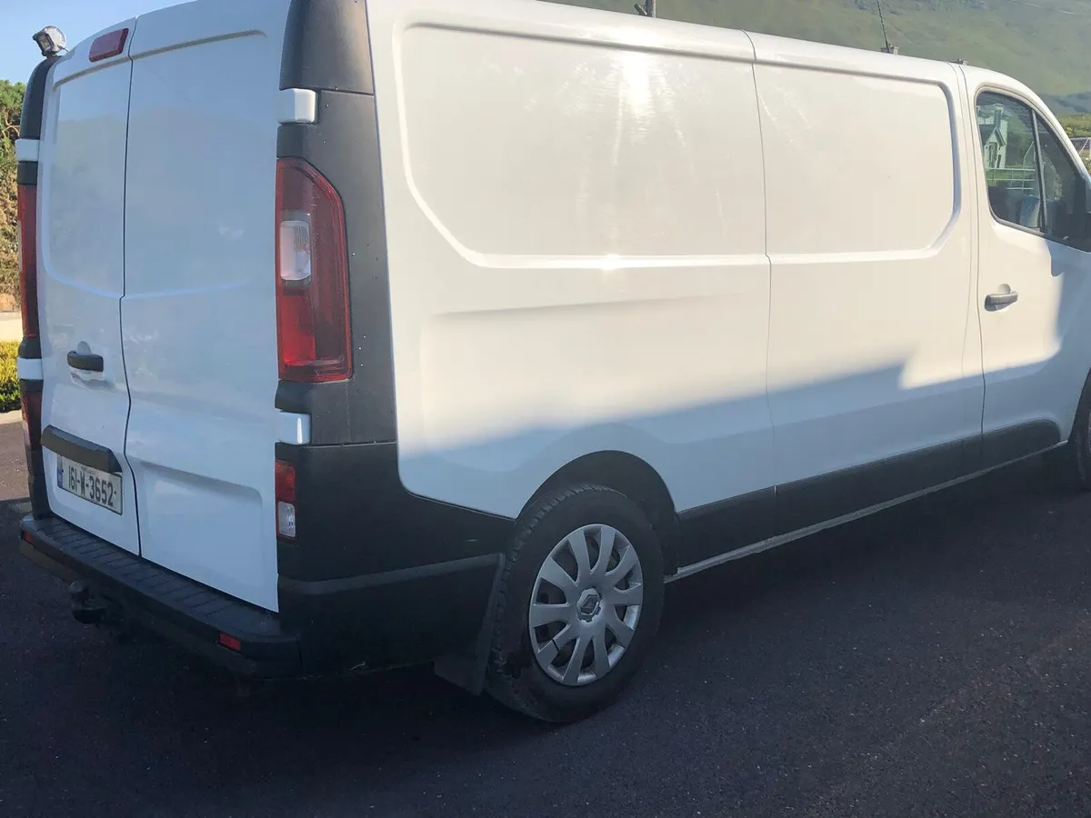 Renault Trafic 2016 - Image 3