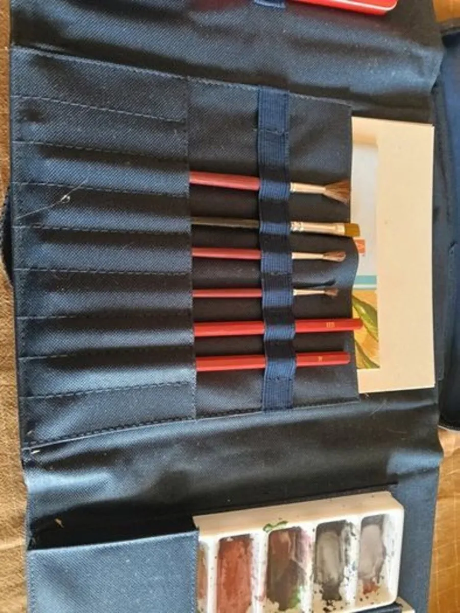 Travel Painting set with canvas case - Image 4
