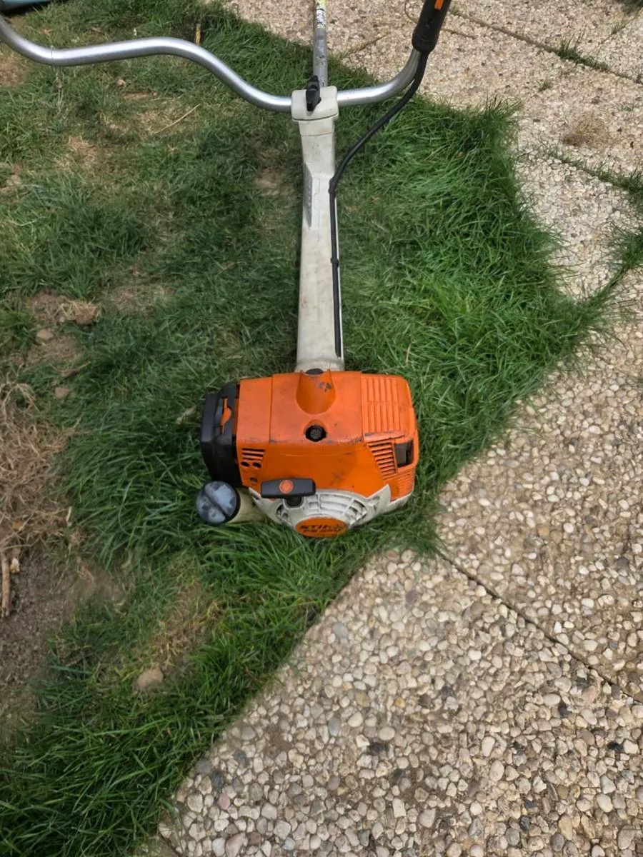 Stihl fs350 clearing saw - Image 3