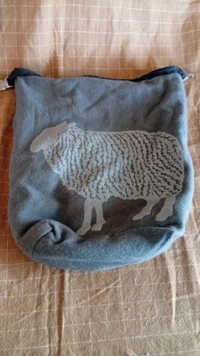 Wool Project Bag Trundle Bag - Image 1