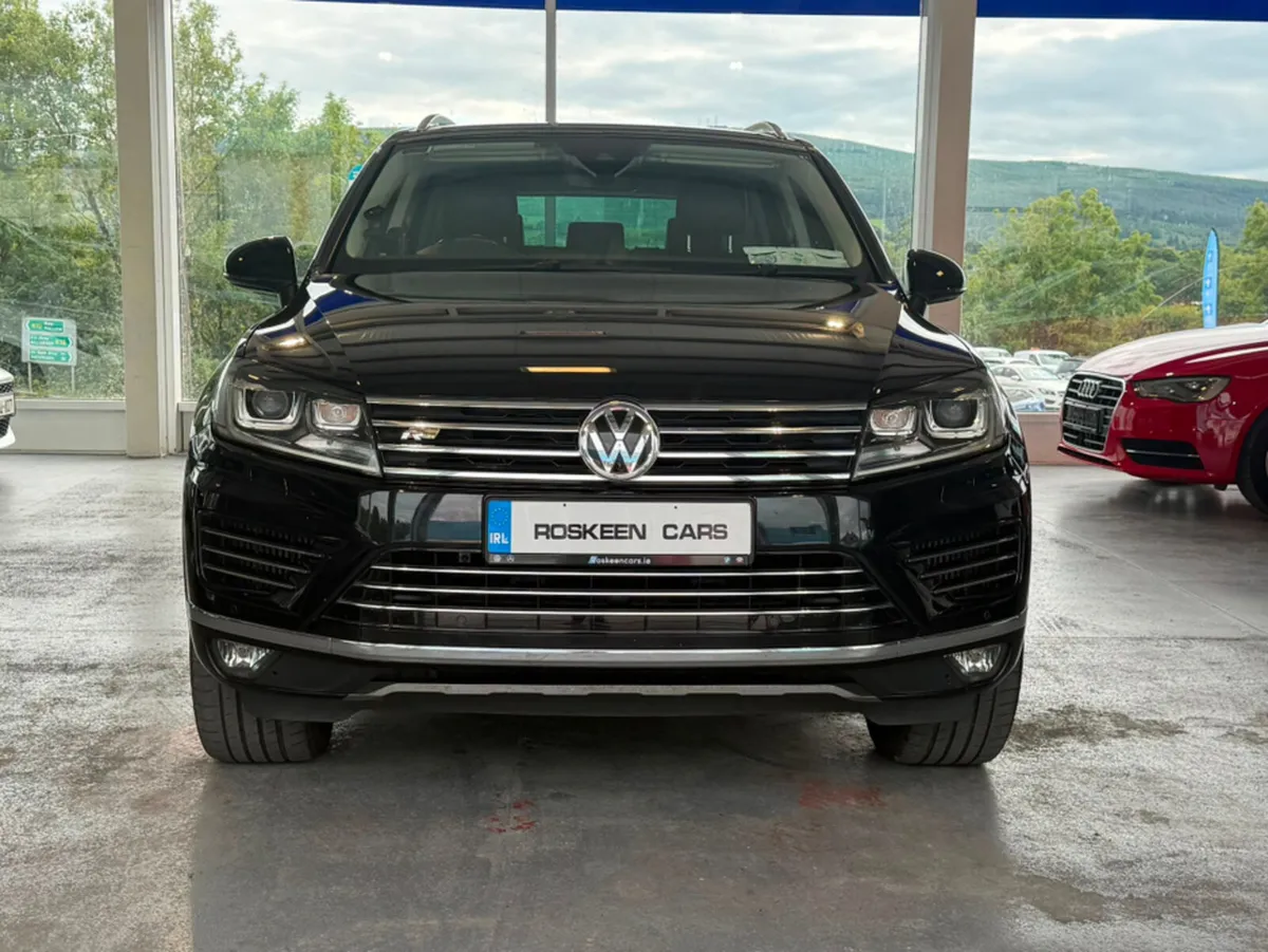 Volkswagen Touareg CV 3.0 TDI 262B 262BHP V6 5DR A - Image 2
