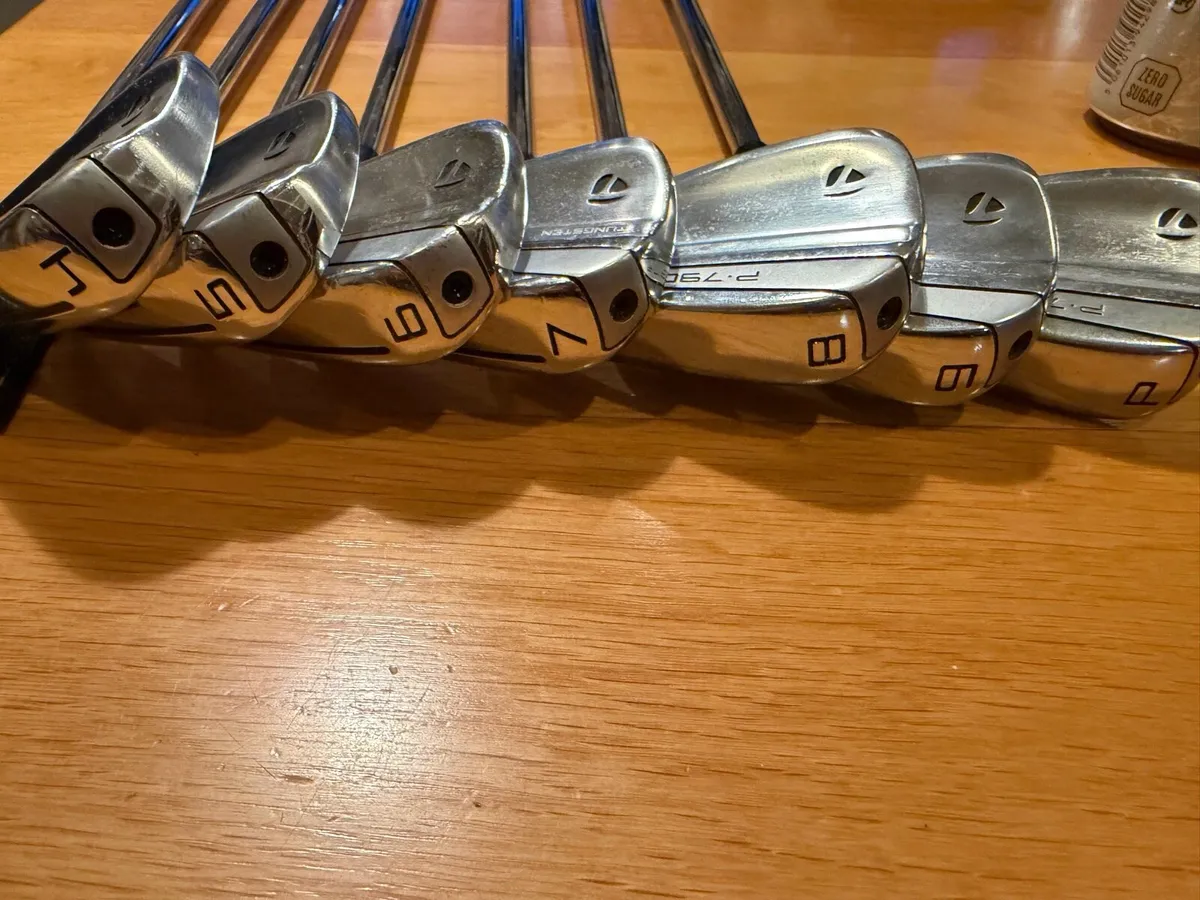 Taylormade 790 irons - Image 1
