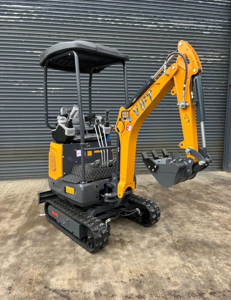 Vift 12Q 1.2 tonne mini digger - Image 1