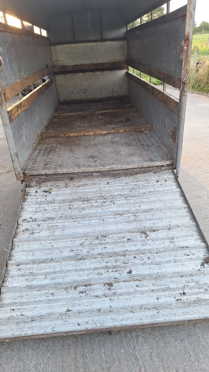 Cattle Trailer - Image 2