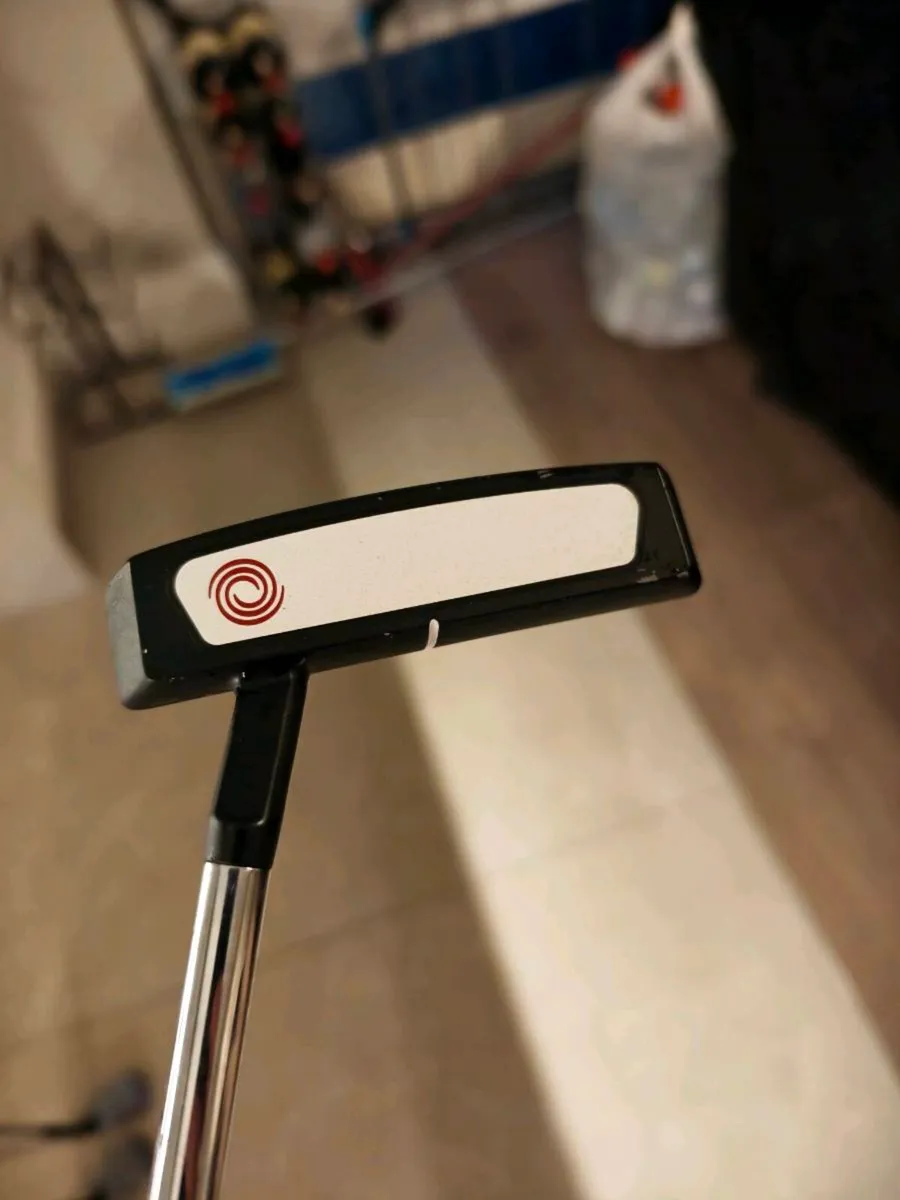 Odyssey Versa 3T Putter RH - Image 3