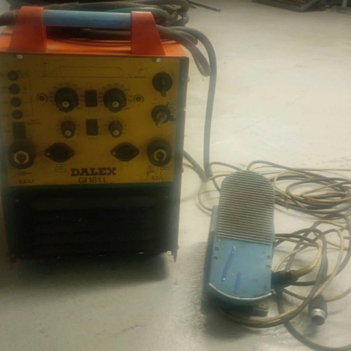 Tig welder - Image 1