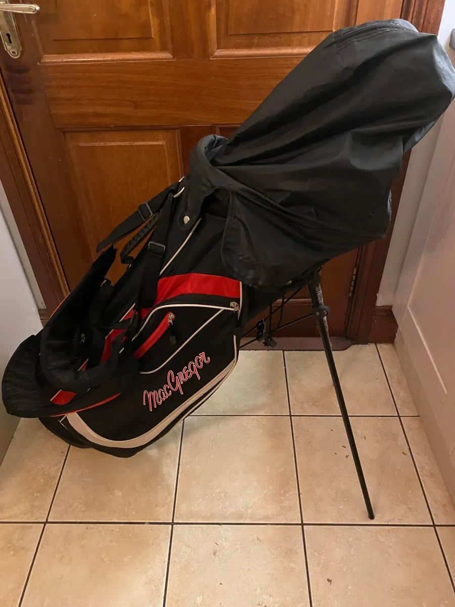 MacGregor Mens Starter set 10 clubs & Bag - Image 1