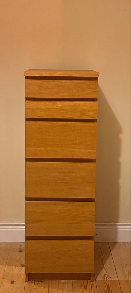 Malm chest of 6 drawers with mirror - Image 1