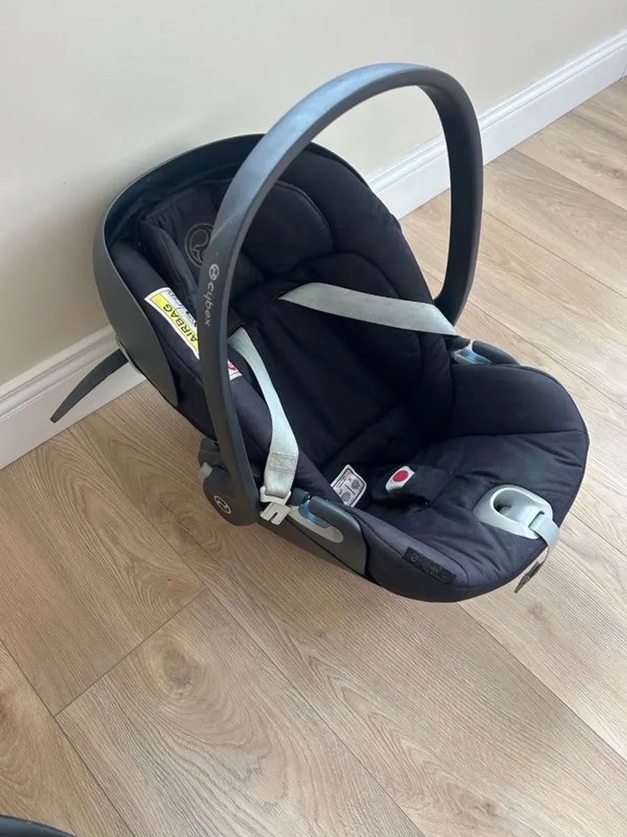 Cybex Cloud Z i-Size Car Seat & Base Z ISOFIX - Image 4