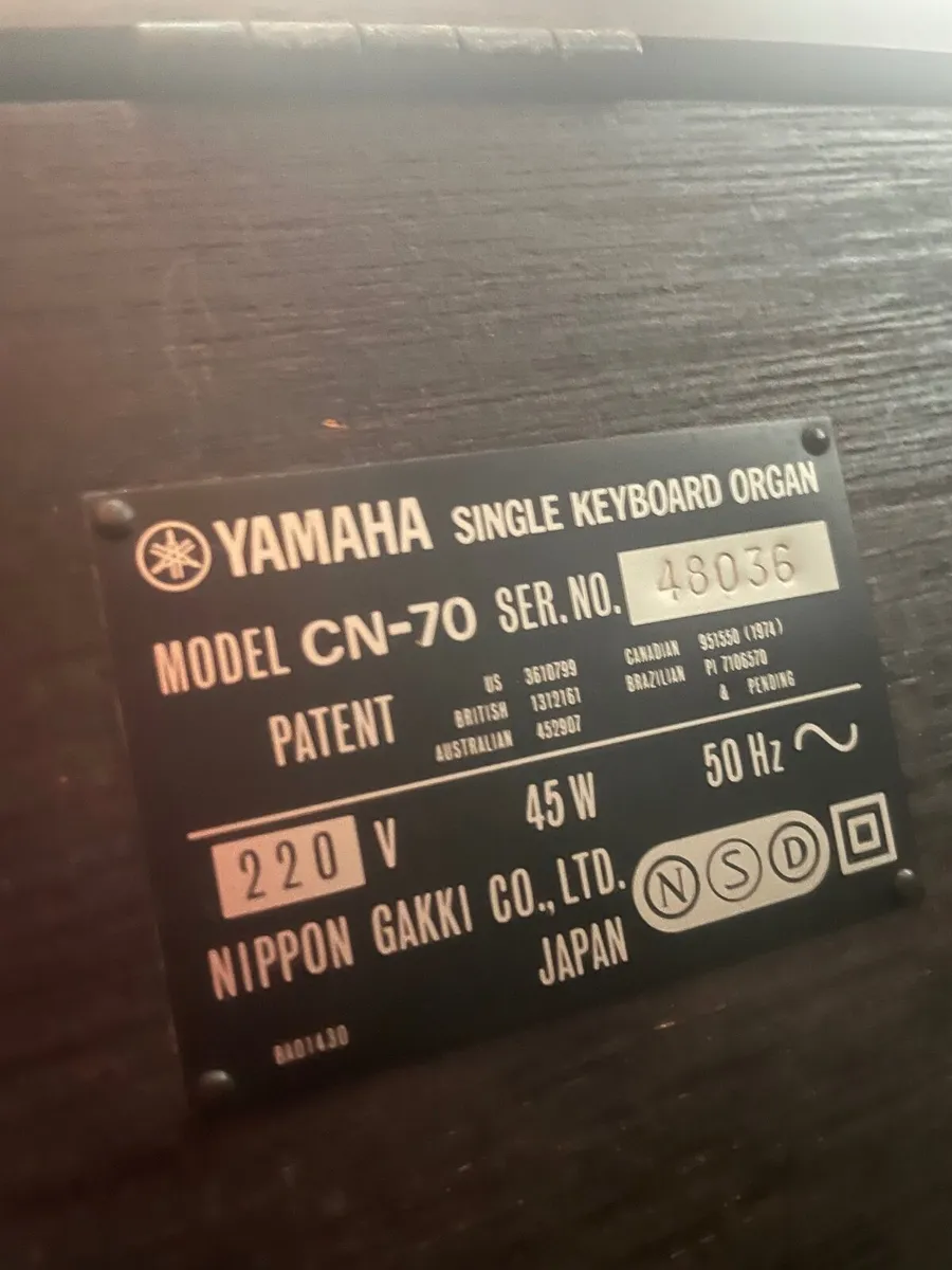 Yamaha single keyboard organ - Image 2