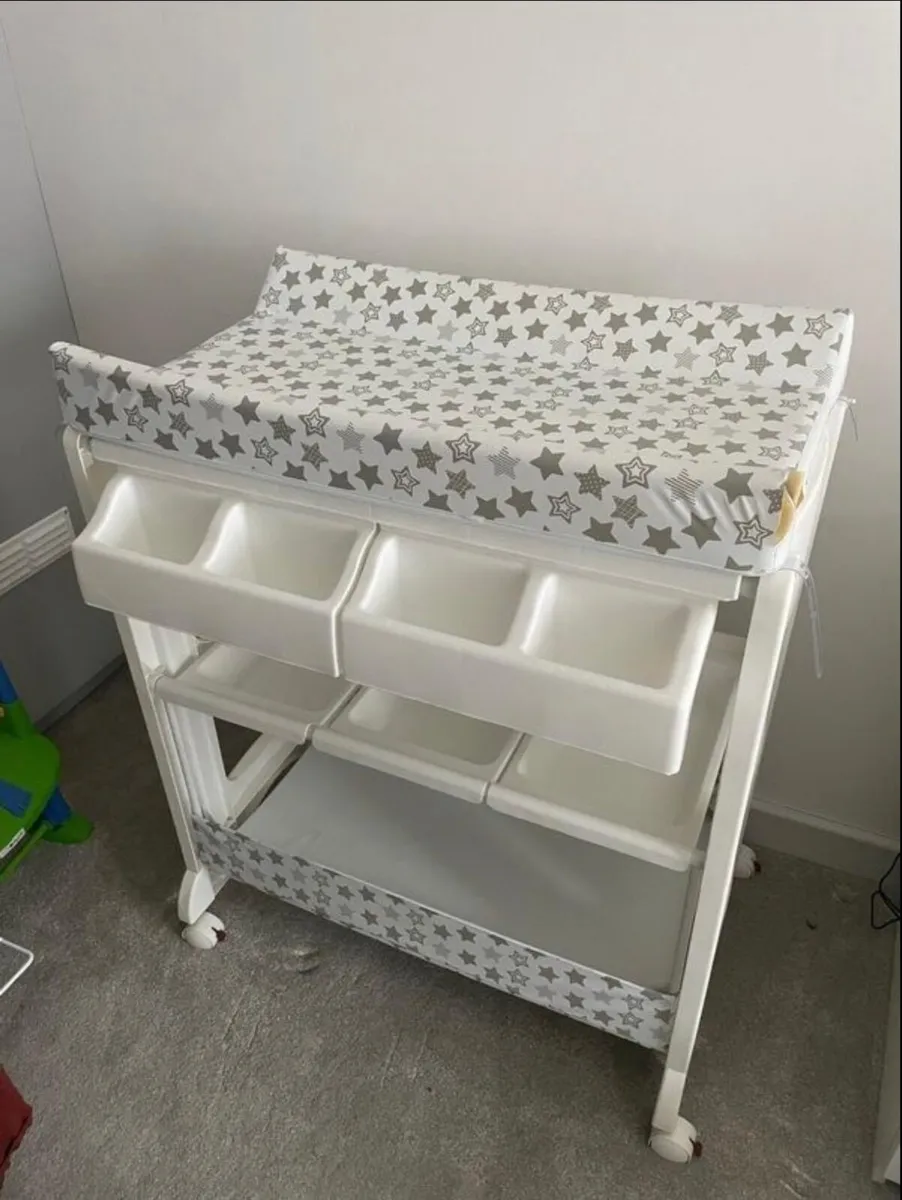 Bella Baby Changing Table and Bath - Image 1