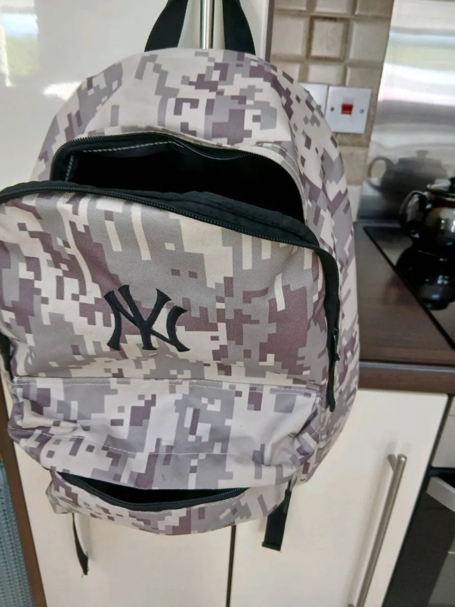 BACKPACKS ALL NEW.   X. 9 OF THEM - Image 1