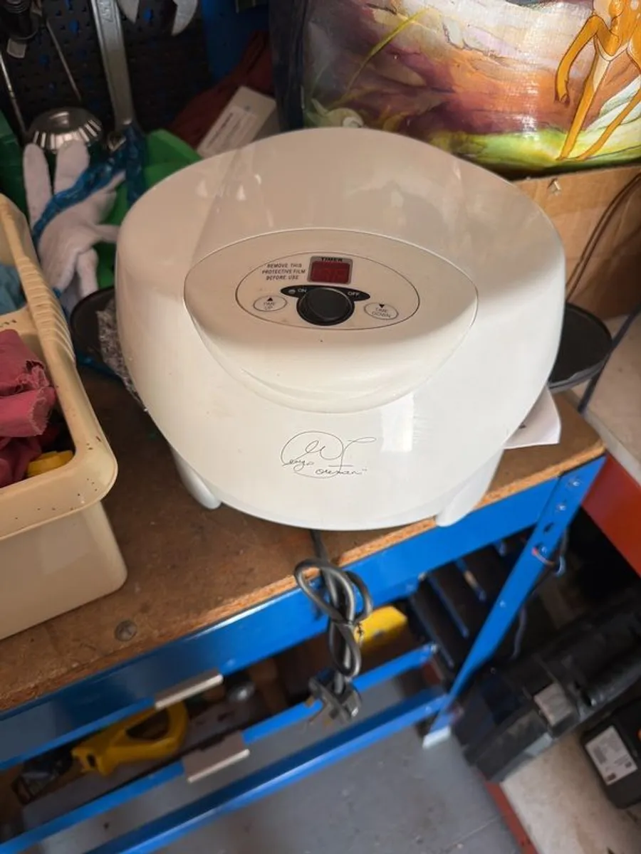 George Foreman contact roasting machine - Image 1