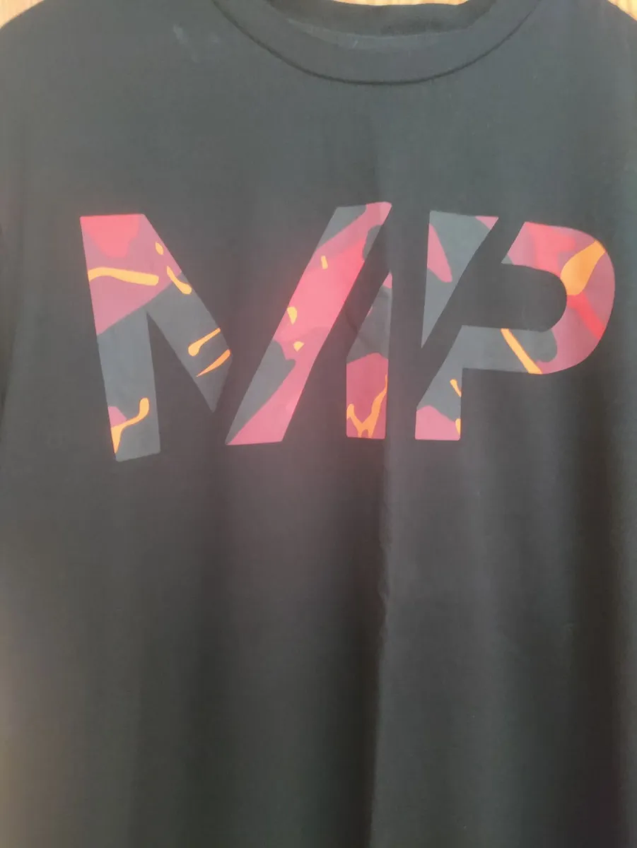 MyProtein T shirt L New - Image 4
