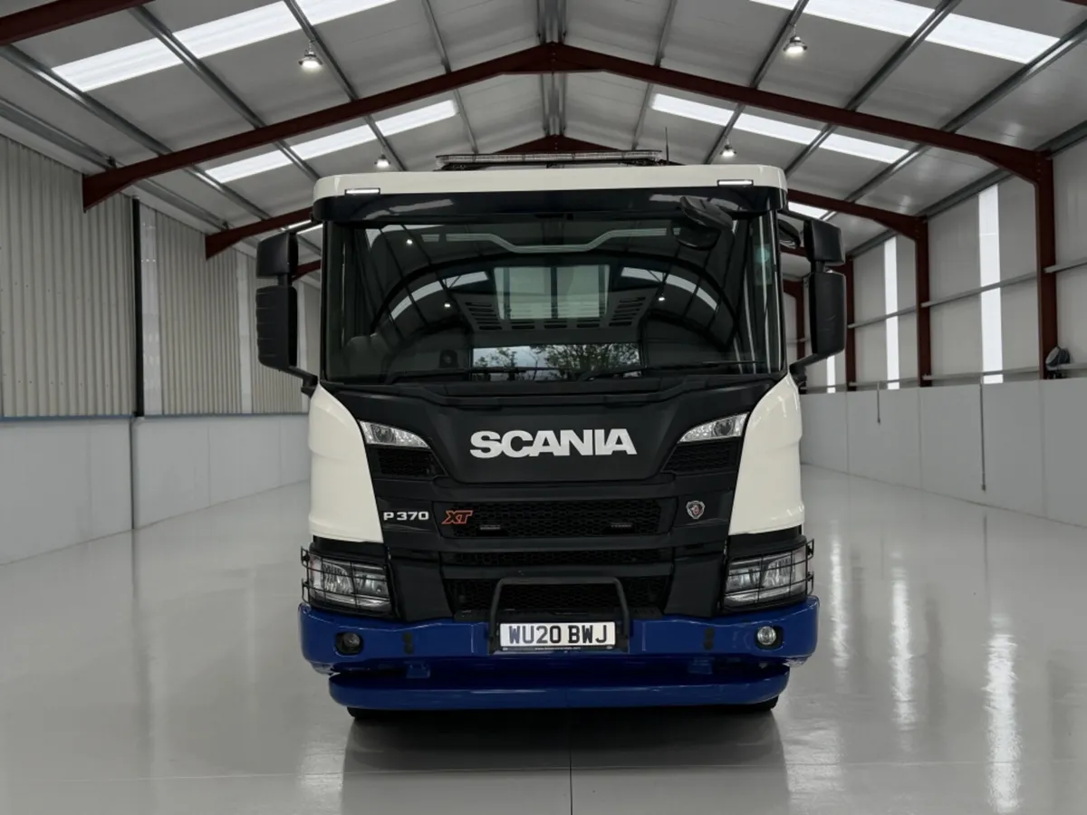 2020 SCANIA P370 XT BEAVERTAIL - Image 2