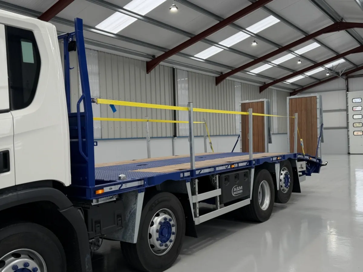 2020 SCANIA P370 XT BEAVERTAIL - Image 4