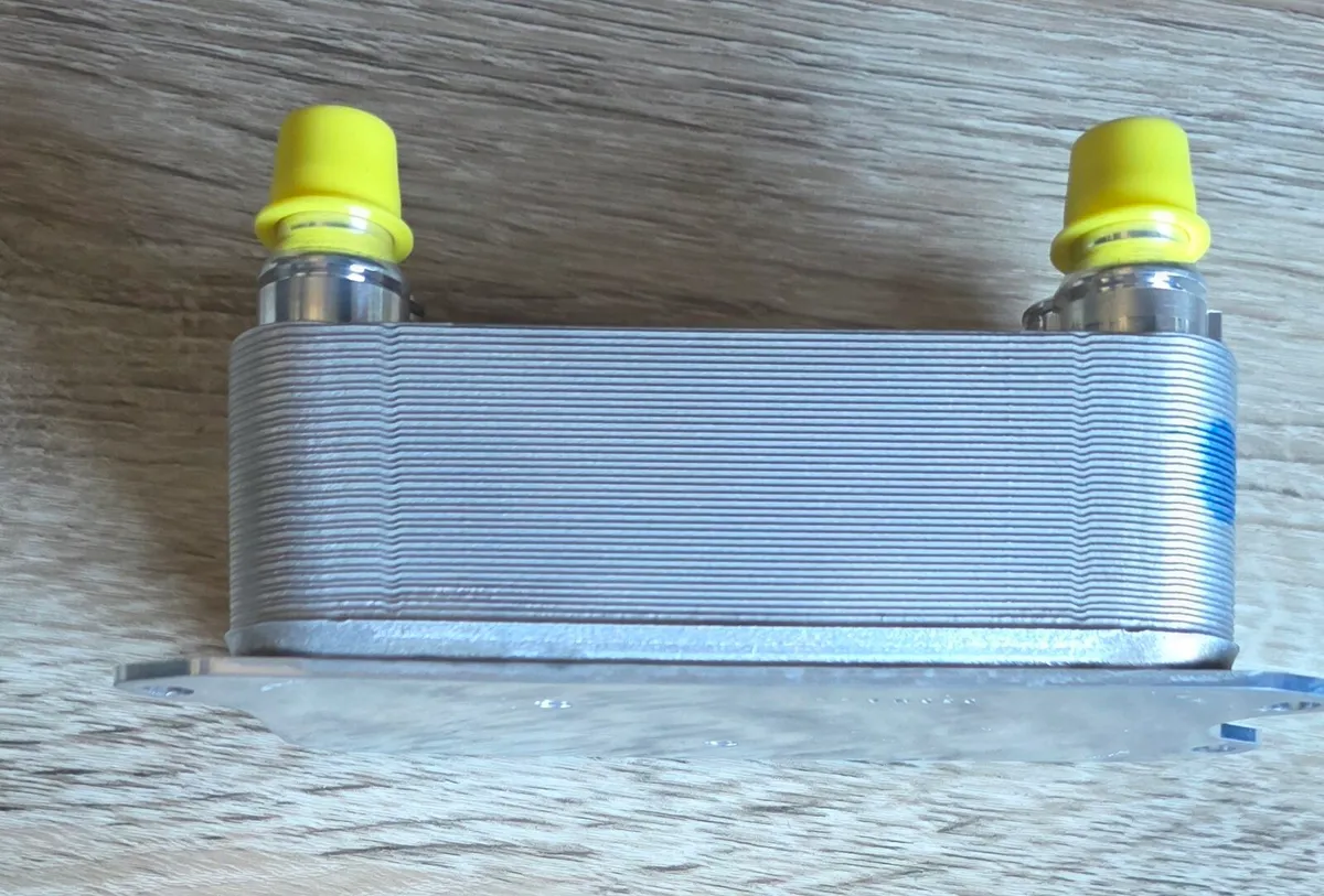 Mercedes e class transmission oil cooler - Image 3