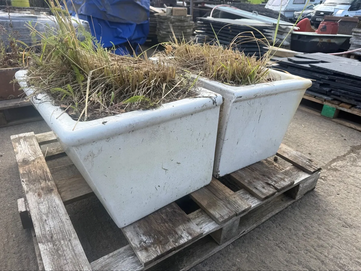 Pair old sinks for garden. - Image 1