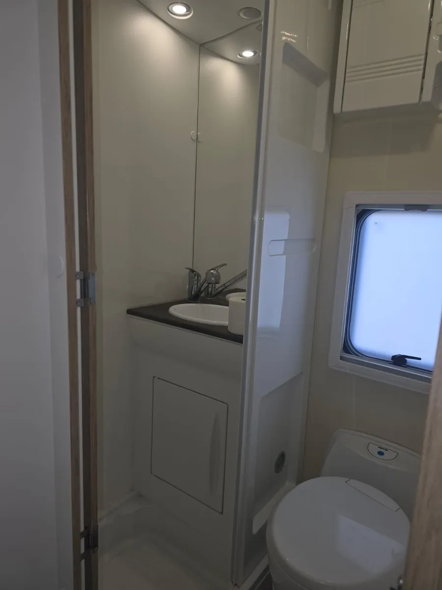 Camper - Image 3