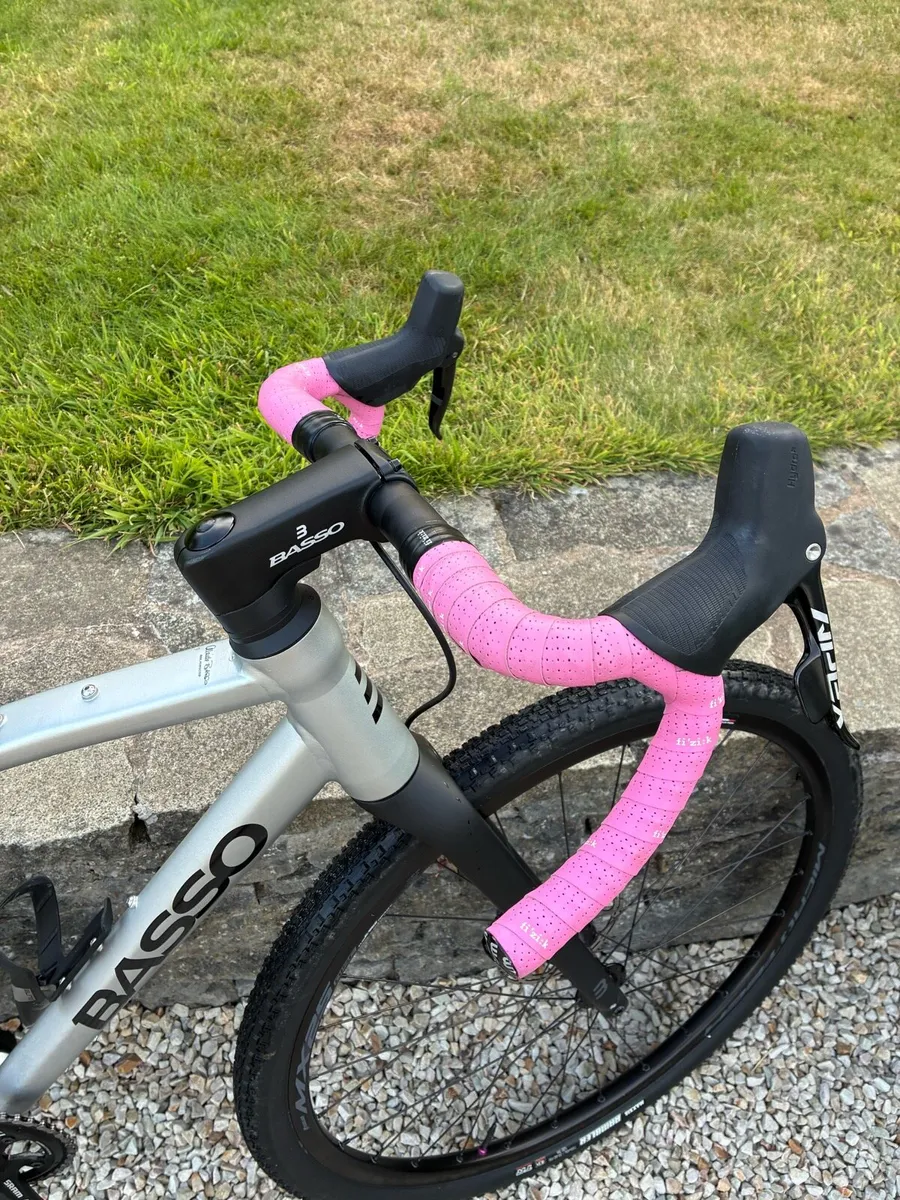 Basso Tera Gravel Bike - Image 3