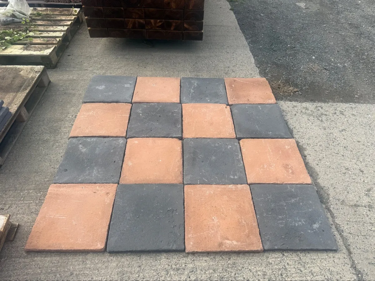 14  Meters terracotta and slate chequered paving. - Image 3