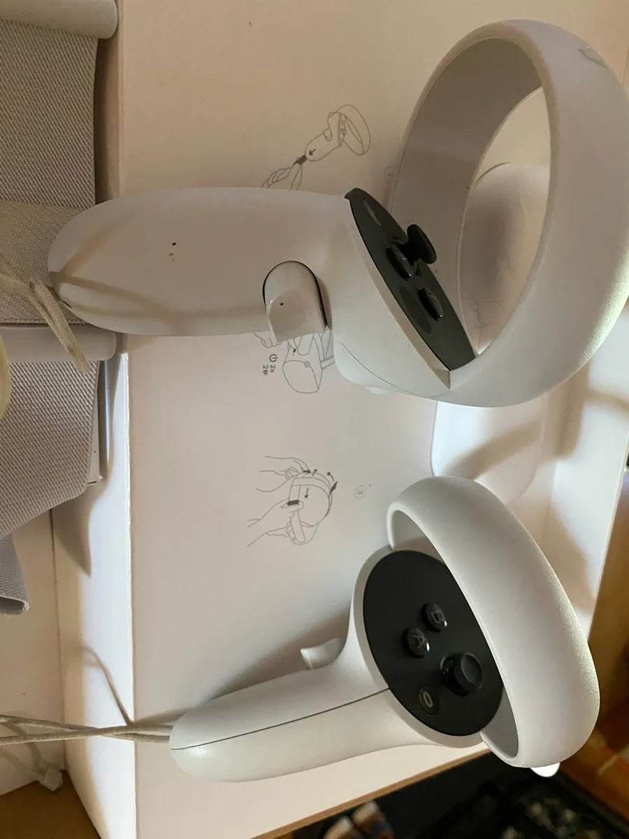 Oculus quest 2 - Image 3
