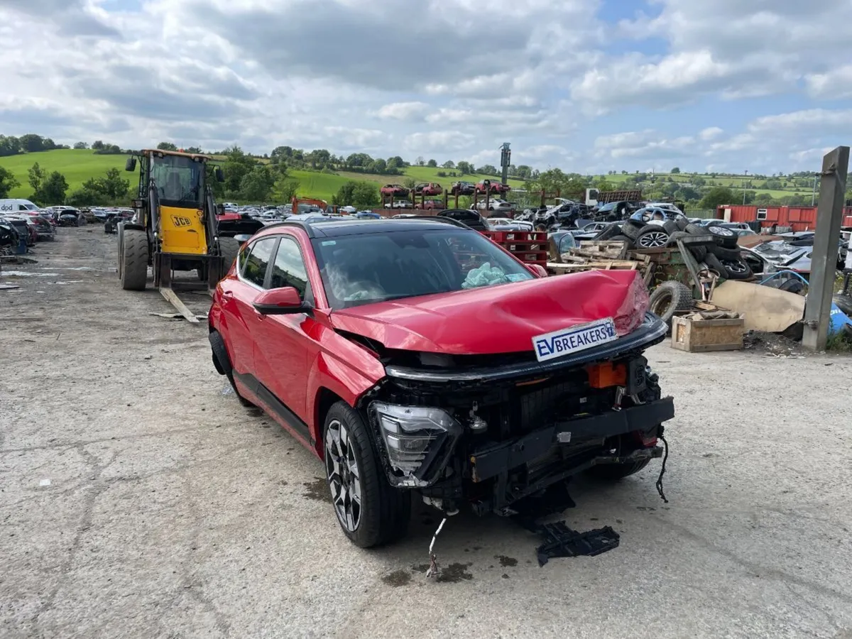 HYUNDAI KONA SX2 FOR BREAKING - MULTIPLE IN STOCK - Image 3