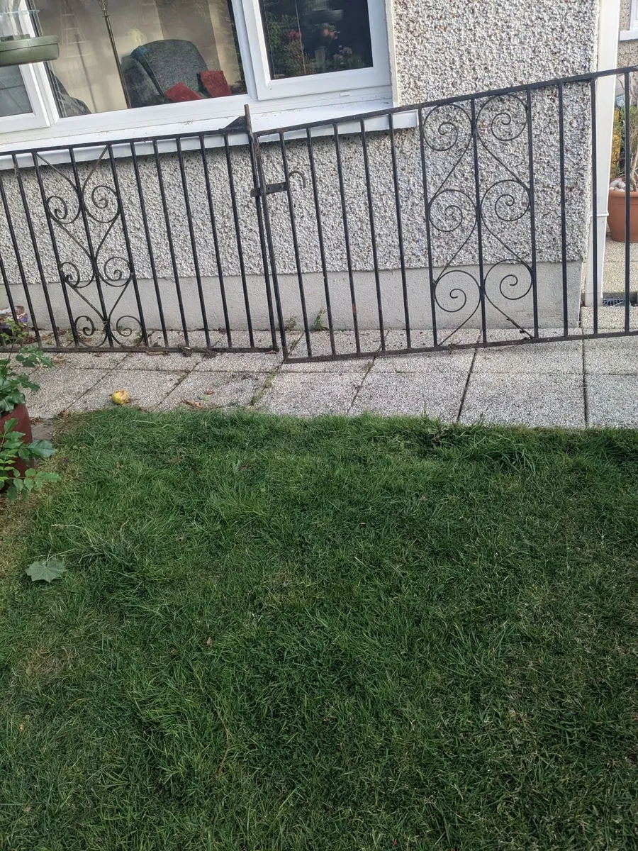 Gates for driveway
