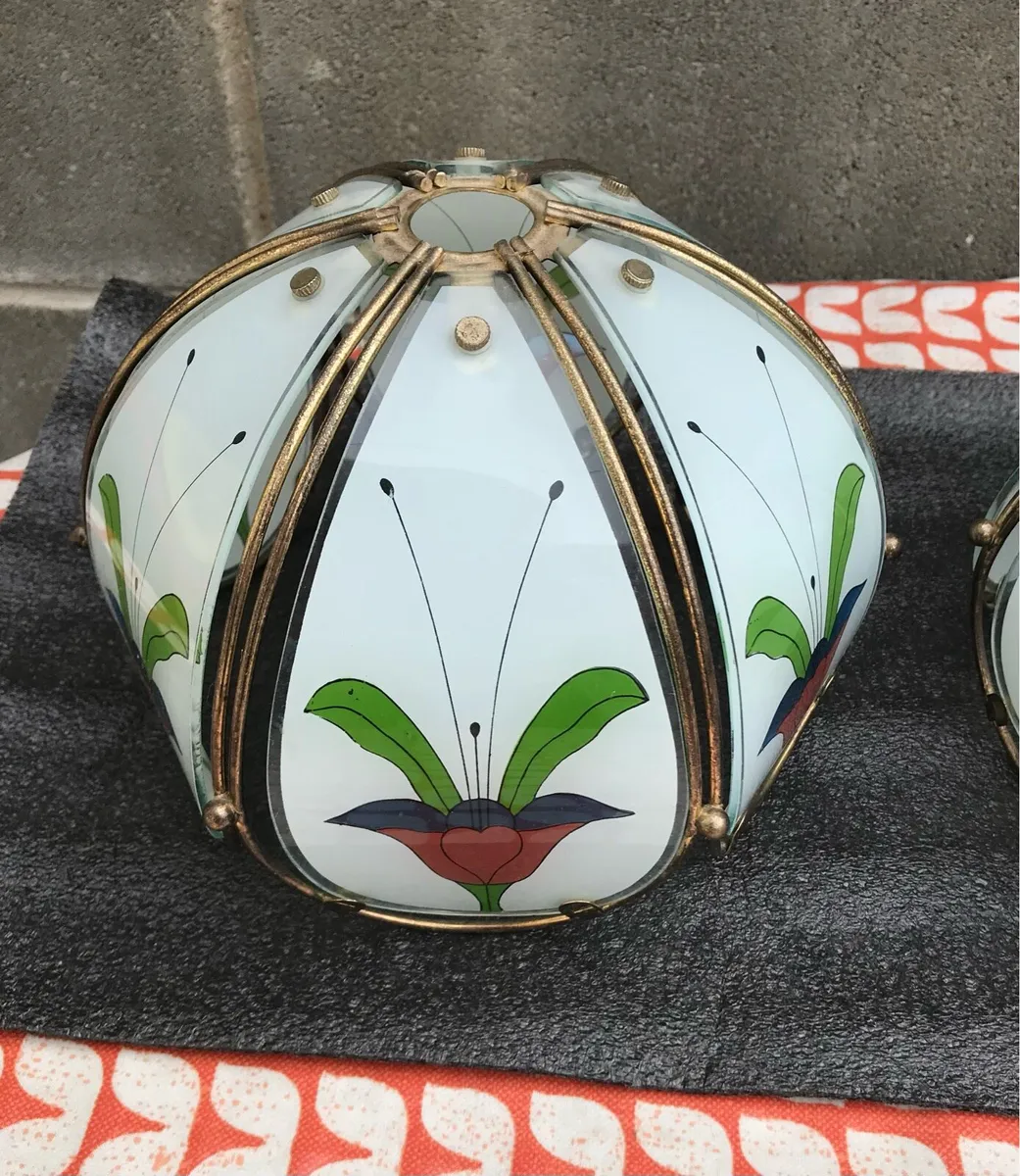 2 Matching Glass Lampshades - Image 3