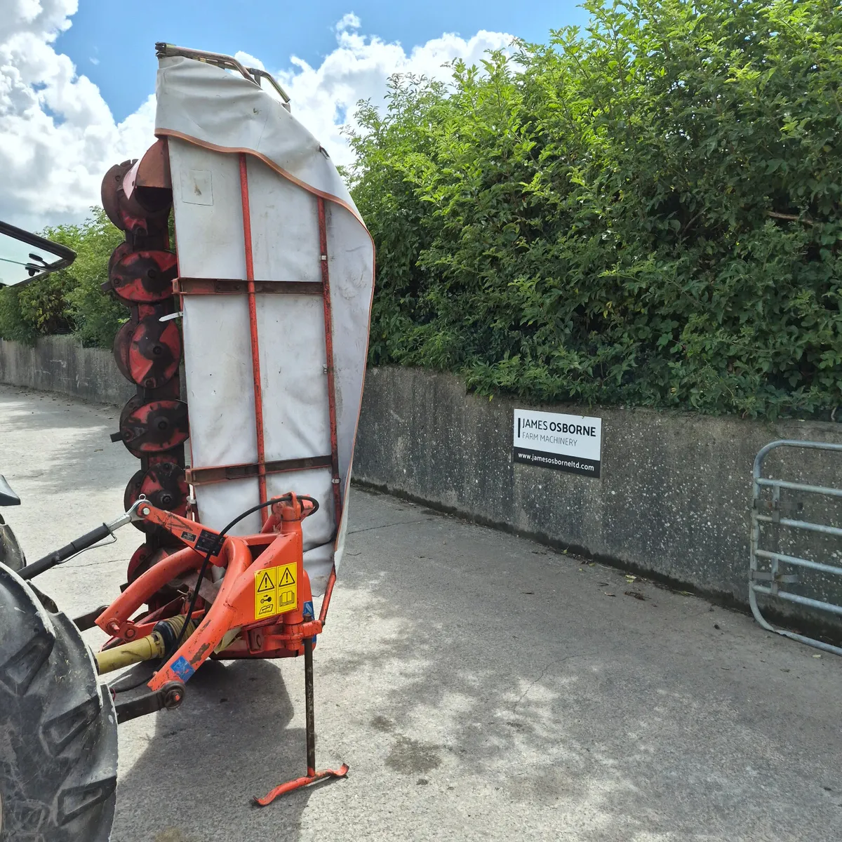 Kuhn GMD 66 Mower - Image 4