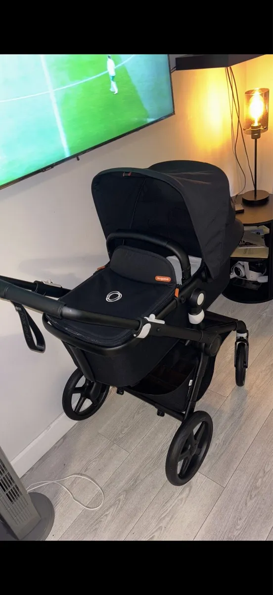 Pram - Image 1