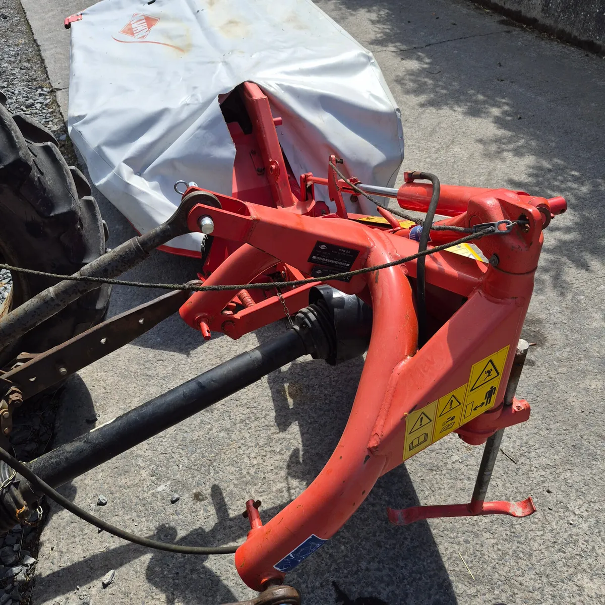Kuhn GMD24 Mower - Image 4