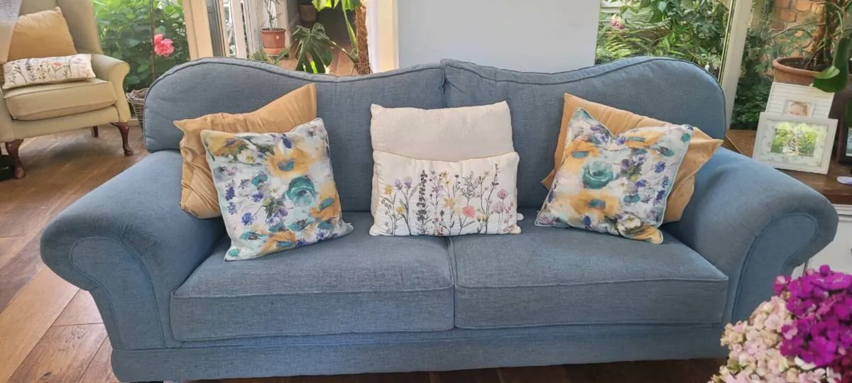 Blue sofa - Image 4