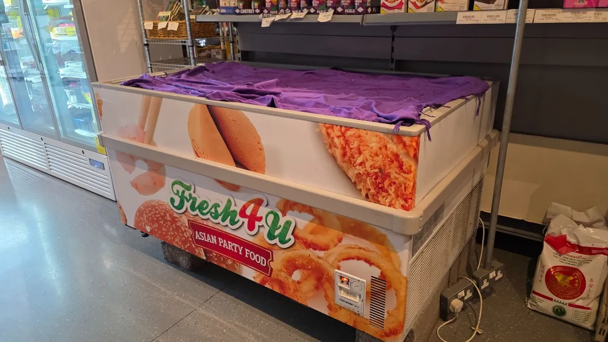 Shop Fitting, cold room, dairy wall fridges, freez - Image 4