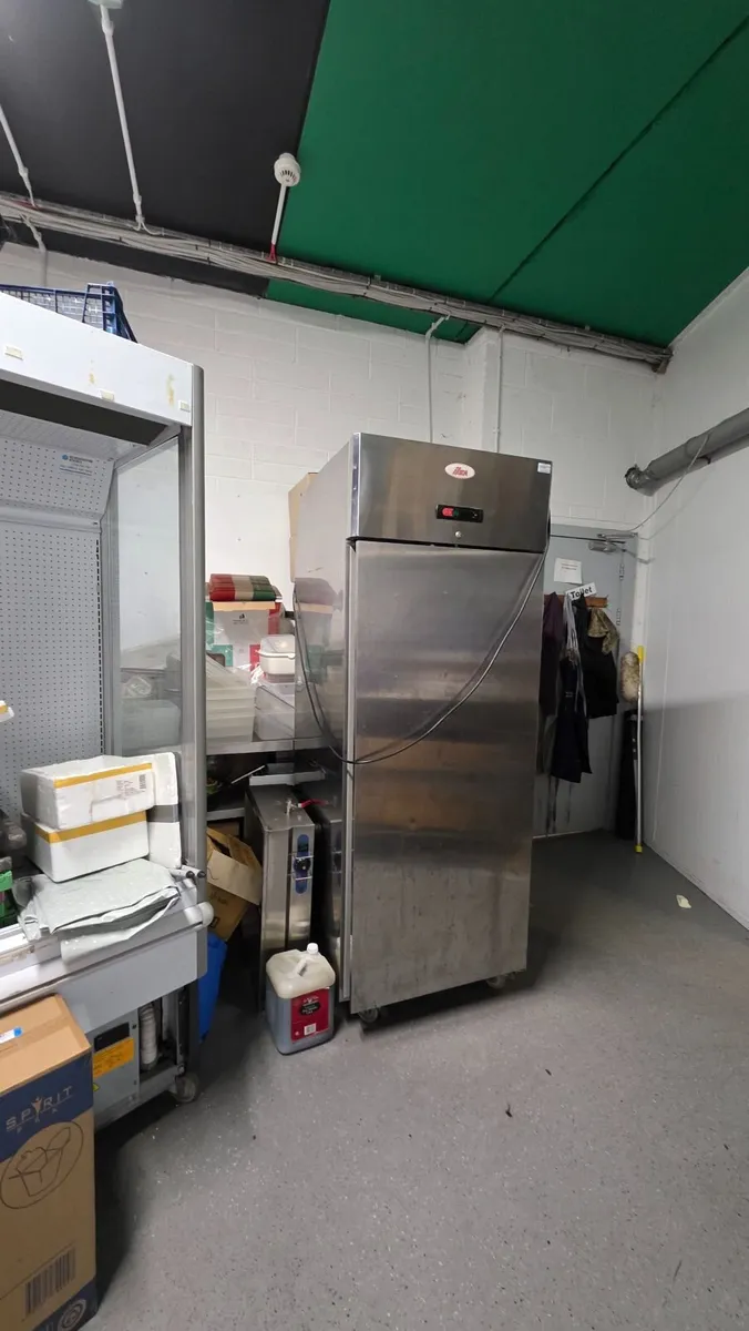 Shelves, stainless steel table, freezer, fridges - Image 4