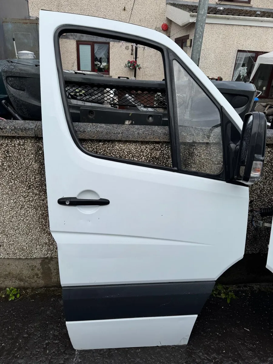 2006 - 2018 Mercedes-Benz  Sprinter W906 Doors - Image 2