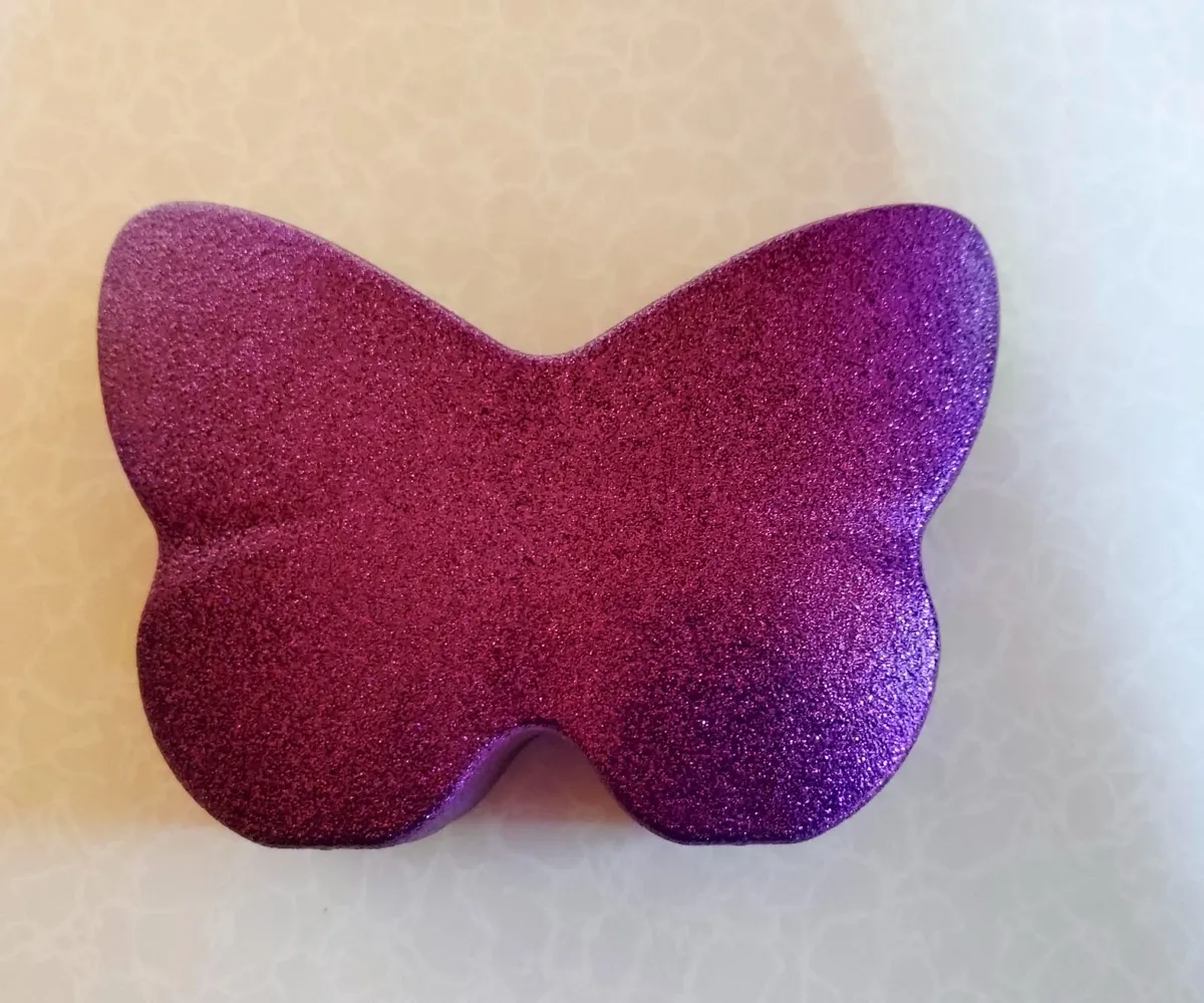 Purple Butterfly Makeup Brush Holder. - Image 1
