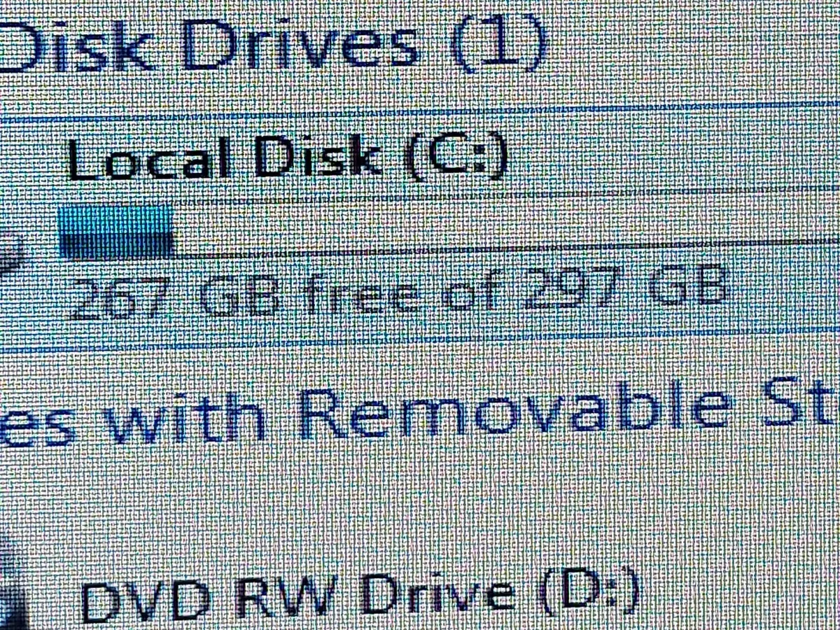DELL INSPIRON N5050 Laptop, 4GB Ram, 300GB HDD, Wi - Image 3